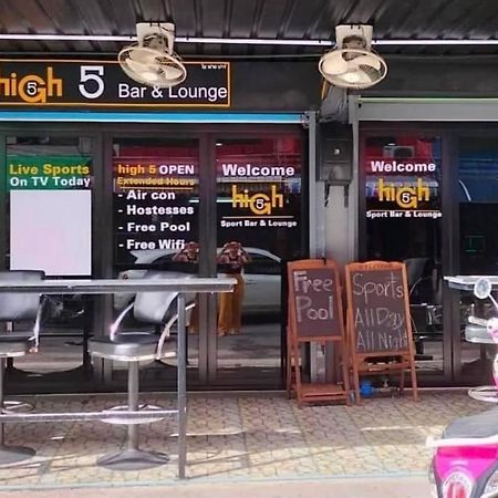 High5 Guesthouse Паттайя Экстерьер фото