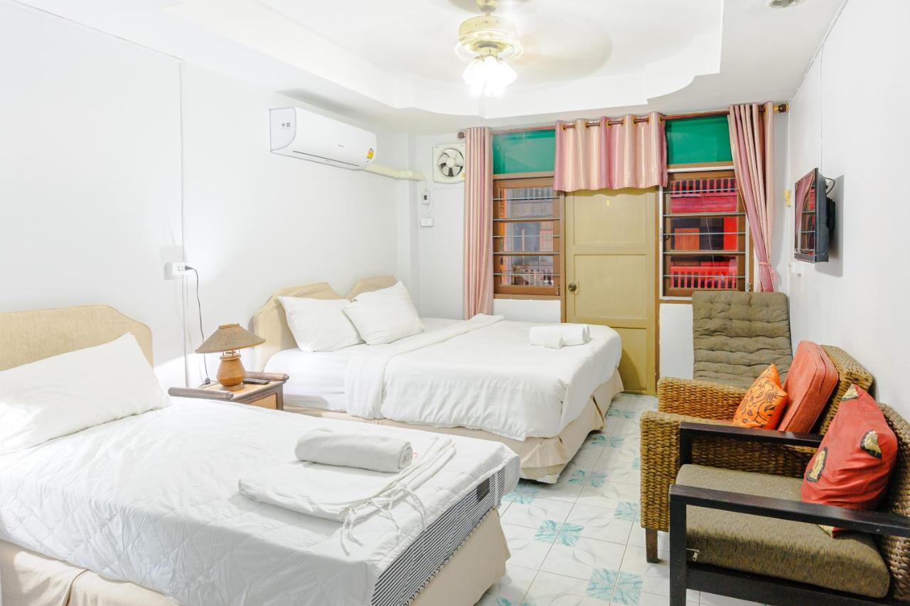 High5 Guesthouse Паттайя Экстерьер фото