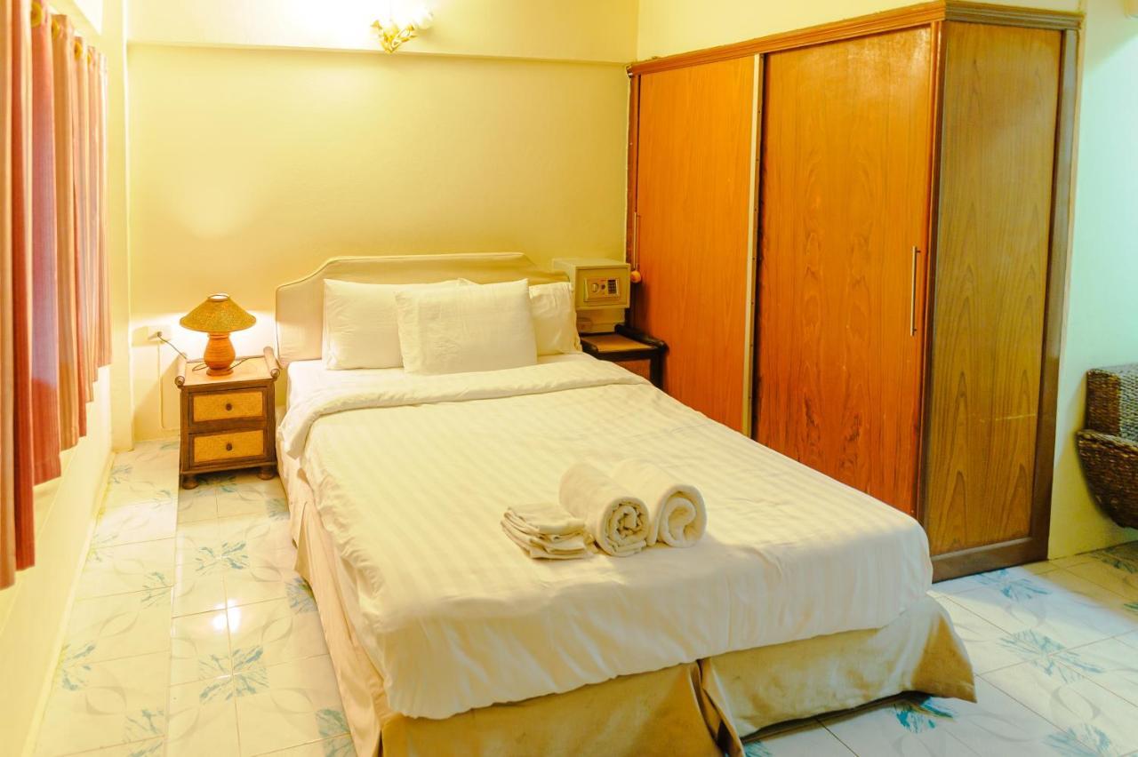 High5 Guesthouse Паттайя Экстерьер фото