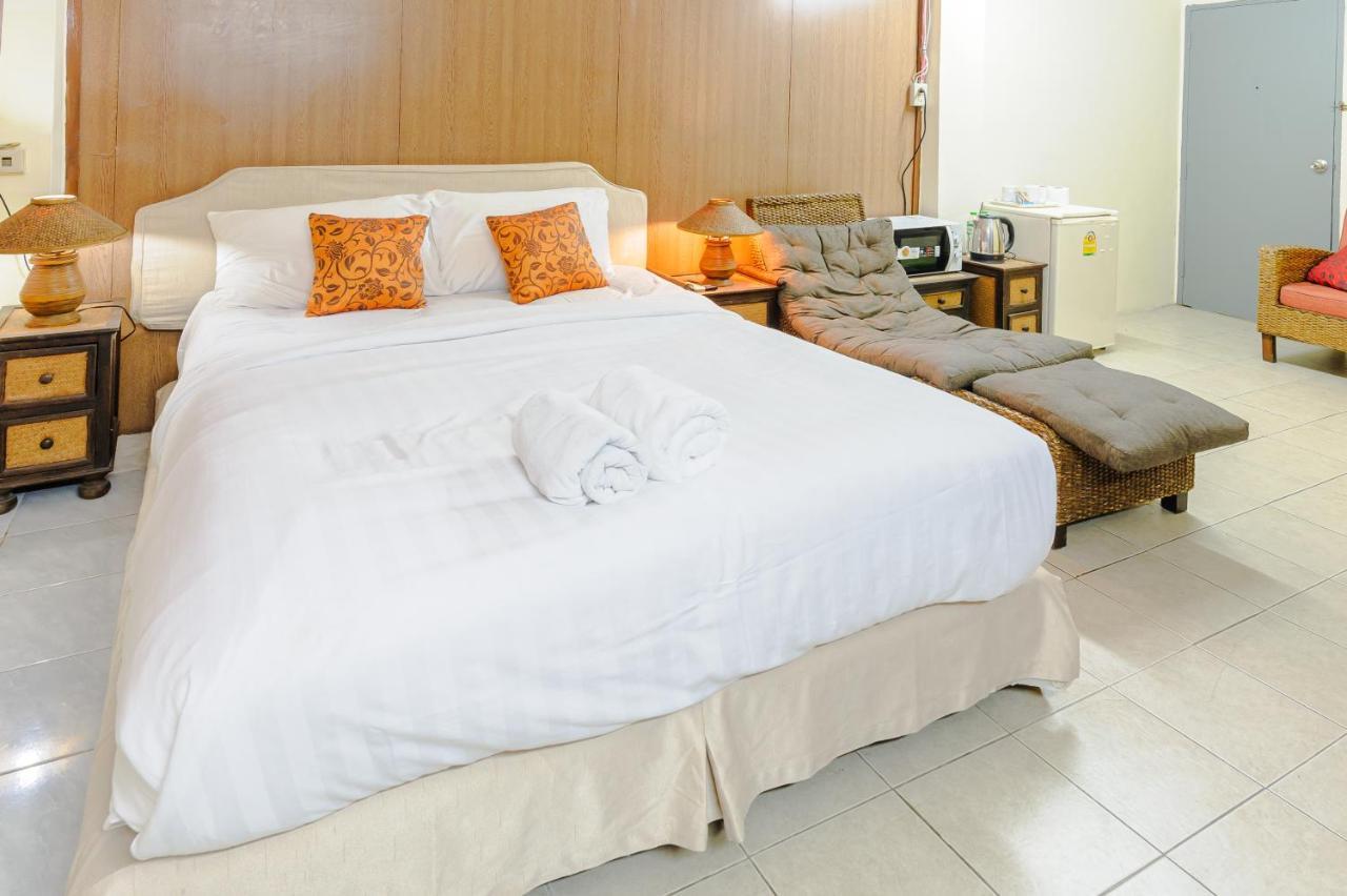 High5 Guesthouse Паттайя Экстерьер фото