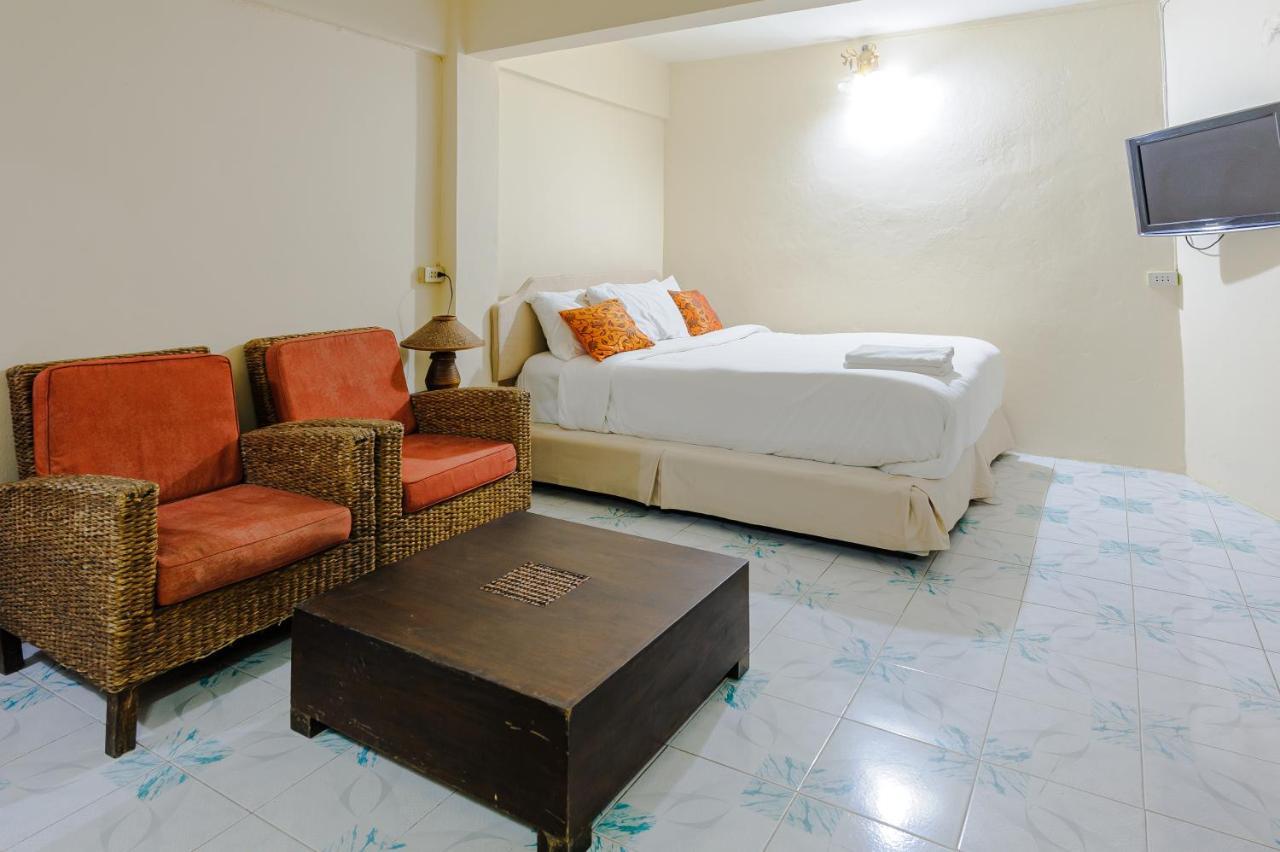 High5 Guesthouse Паттайя Экстерьер фото