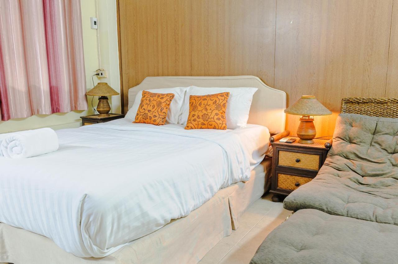 High5 Guesthouse Паттайя Экстерьер фото