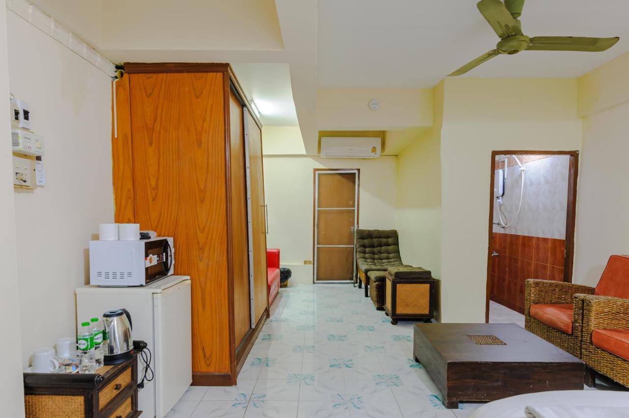 High5 Guesthouse Паттайя Экстерьер фото