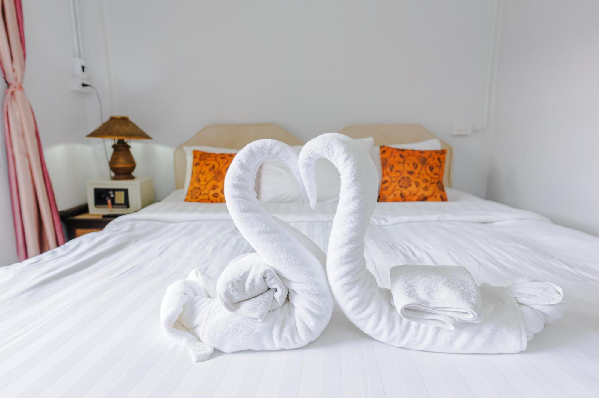 High5 Guesthouse Паттайя Экстерьер фото